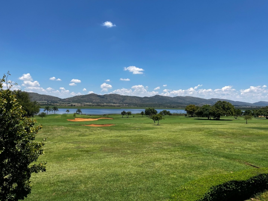 2 Bedroom Property for Sale in Caribbean Beach Club North West